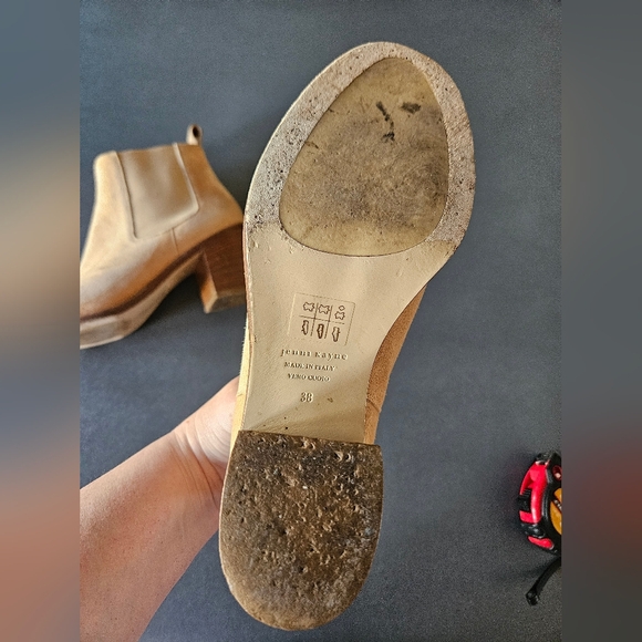 Jenni Kayne 'Frankie' Suede Chelsea Boots In Tan sz EU 38/US 8 - Picture 6 of 13